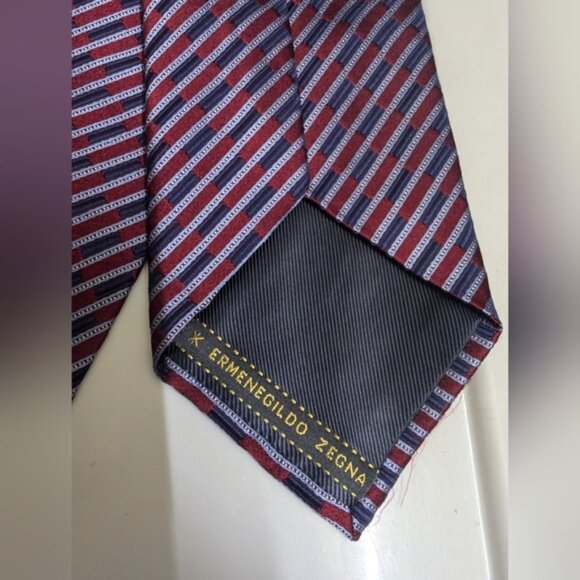 Ermenegildo Zegna Blue Red Patterned Tie - Picture 3 of 6